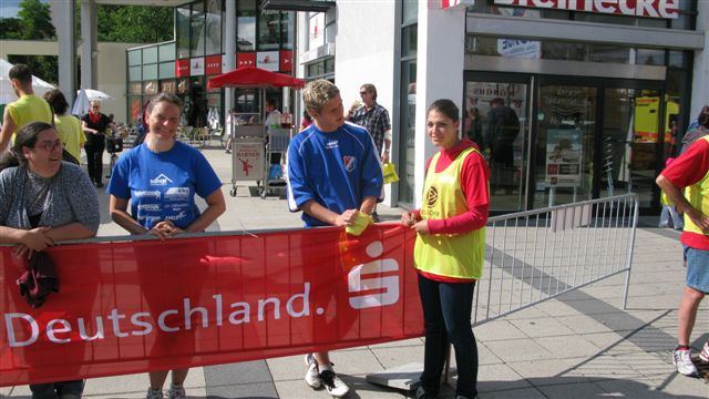 ../Images/BenefizlaufMerseburg2011 (144).jpg
